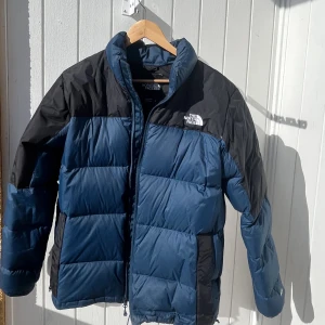 The north face dunjacka - Inga fläckar eller märken. Bra skick