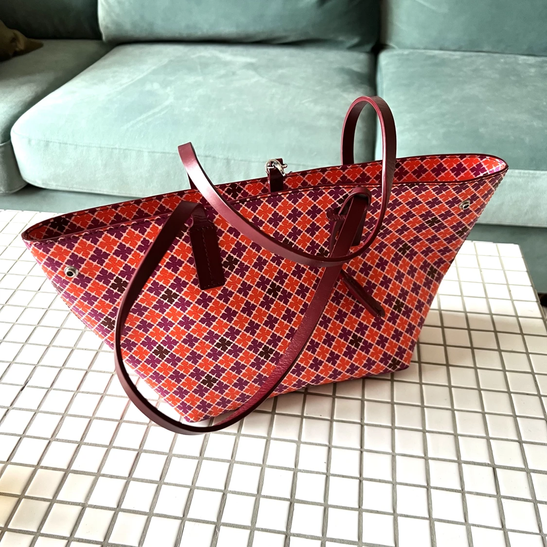 Marlene Birger handväska röd/lila (nypris ca 1500)