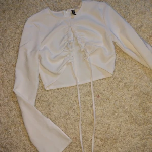 Tröja hm.size 36 - Fint skick rökfritt hem 