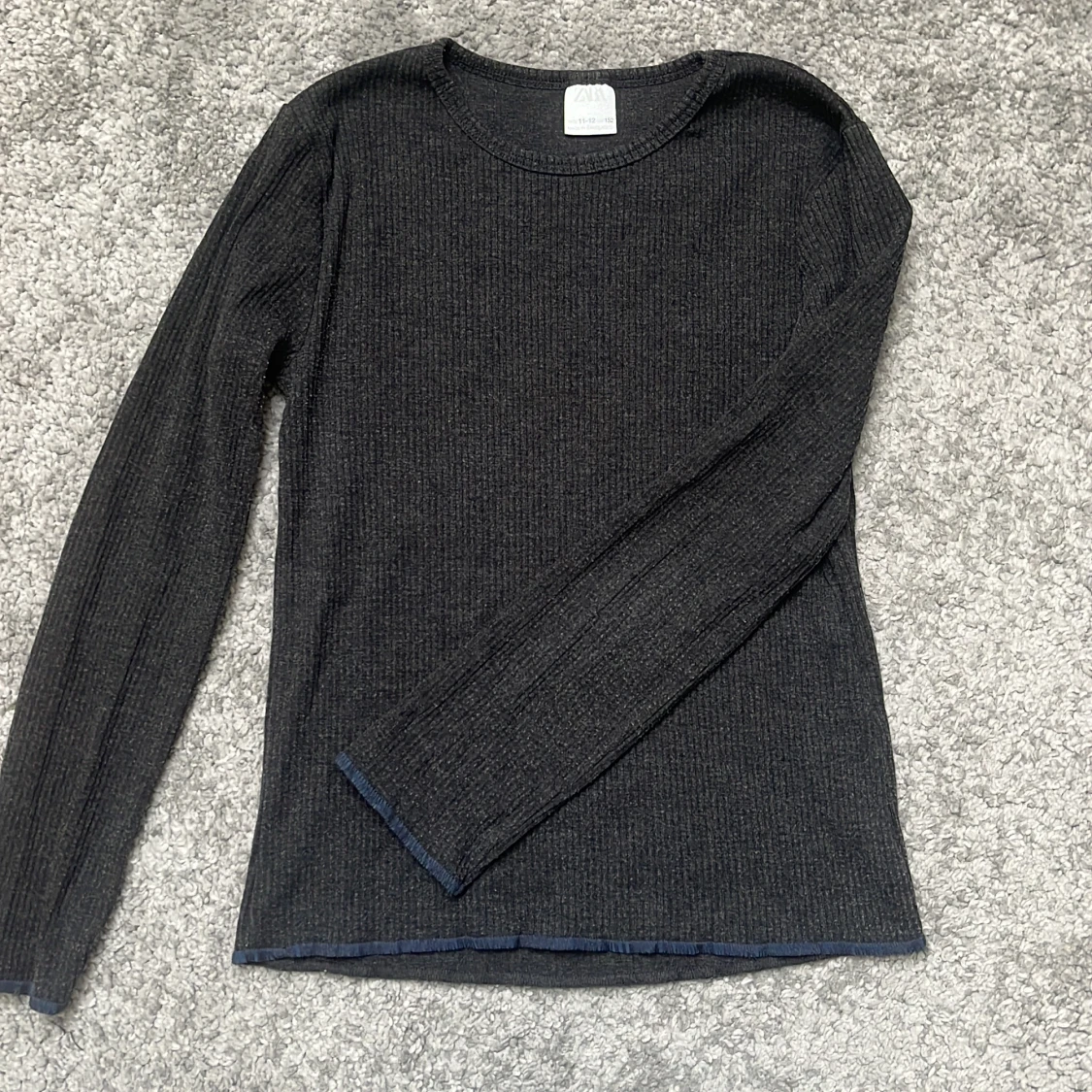 Svart & vit zara tröja  - 90