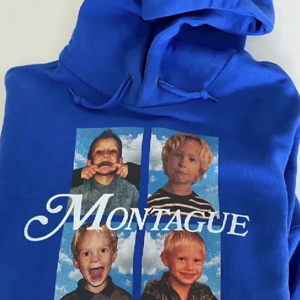 lägger ut igen pga oseriösa köpare! lånade bilder! blå Hov1 merch hoodie ”Montague”. endast använd ca 2 ggr så säljer eftersom den inte kommer till användning💕💕storlek S men funkar mellan xs-m💕 Nypris 699💕 budgivning gäller!. Hoodies.