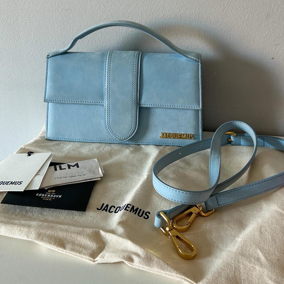JACQUEMUS Le Grand Bambino