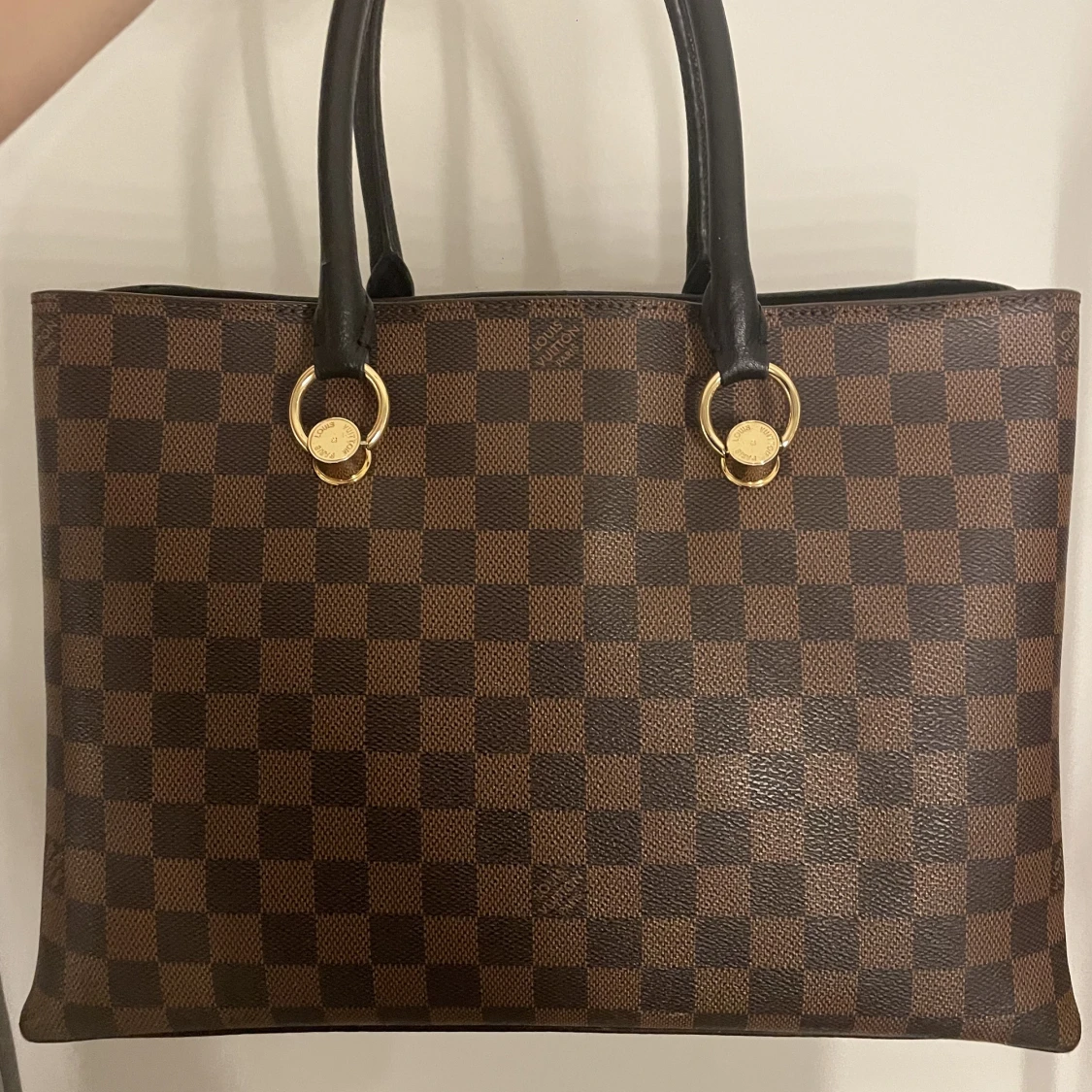 Luis vuitton väska