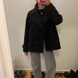 Designbysi jacka - Jacka från Design by si i storlek Xs/S. Som ny! Köparen står för frakten! Nypris: 757kr