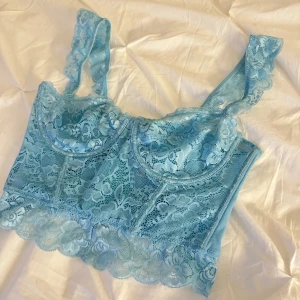 Korsett/bralett - Säljer denna från nakd🩵 använd 1 gång, storlek S🩵