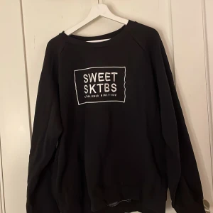 Hoddie utan luva  - Aldrig använd 