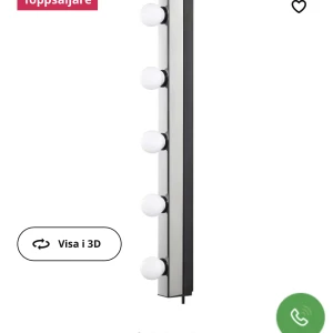 Smink lampor  - Säljer två smink lampor som är fina att ha på vardera sida om en spegel . Med fungerande glödlampor. Hämta dem hos mig, skriv privat! Fraktas ej. Båda för 250kr! 