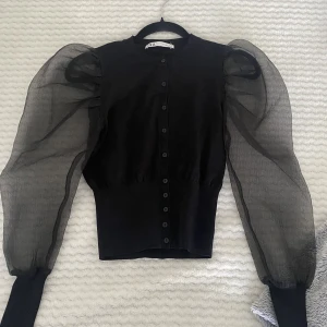 Zara top - Använd och tvättad en gång