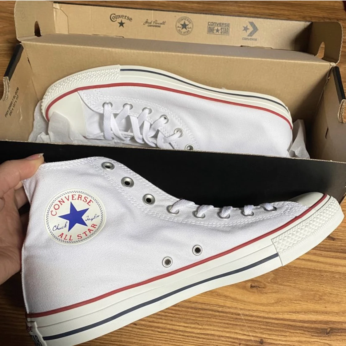 Converse vita