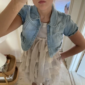 Wow Drömmig jeans jacka 👏🏻😍 - Sååå fin jeansjacka Drömmig nu i sommar😁