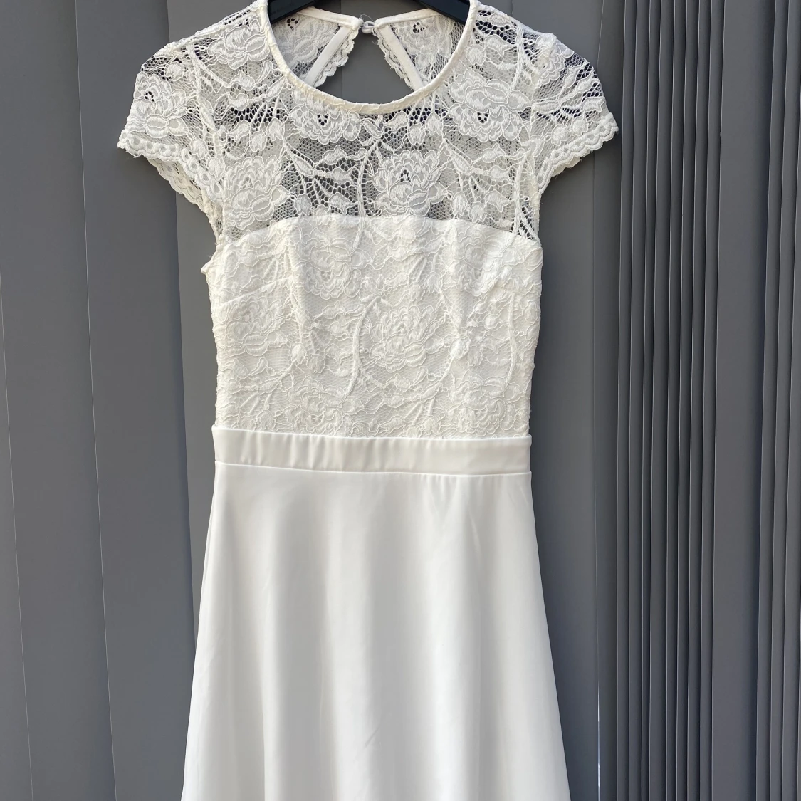 Vit klänning  - 91