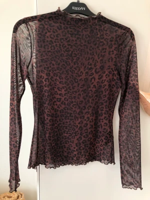 Meshtopp & other stories  - Fin oanvänd meshtopp från & other stories i storlek S! Stretchiga men sitter tight på någon med S