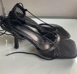 Festskor  - Bottega liknande klackskor i fint skick