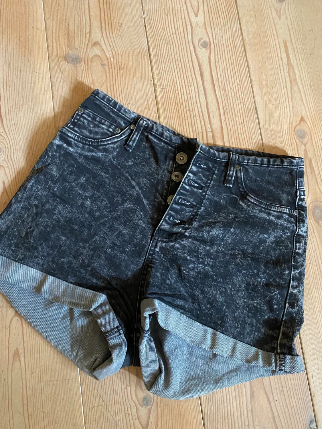 Tjol och shorts - 90