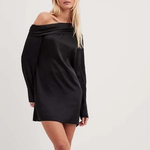 NAKD klänning  - Säljer min nya klänning från Nakd! ❣️Jättefin på middagar och fester