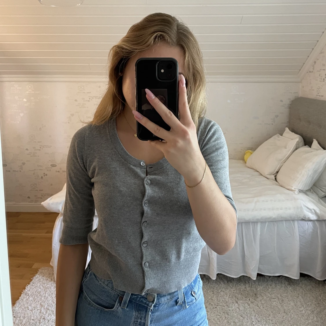 Stickad kortärmad kofta - 90