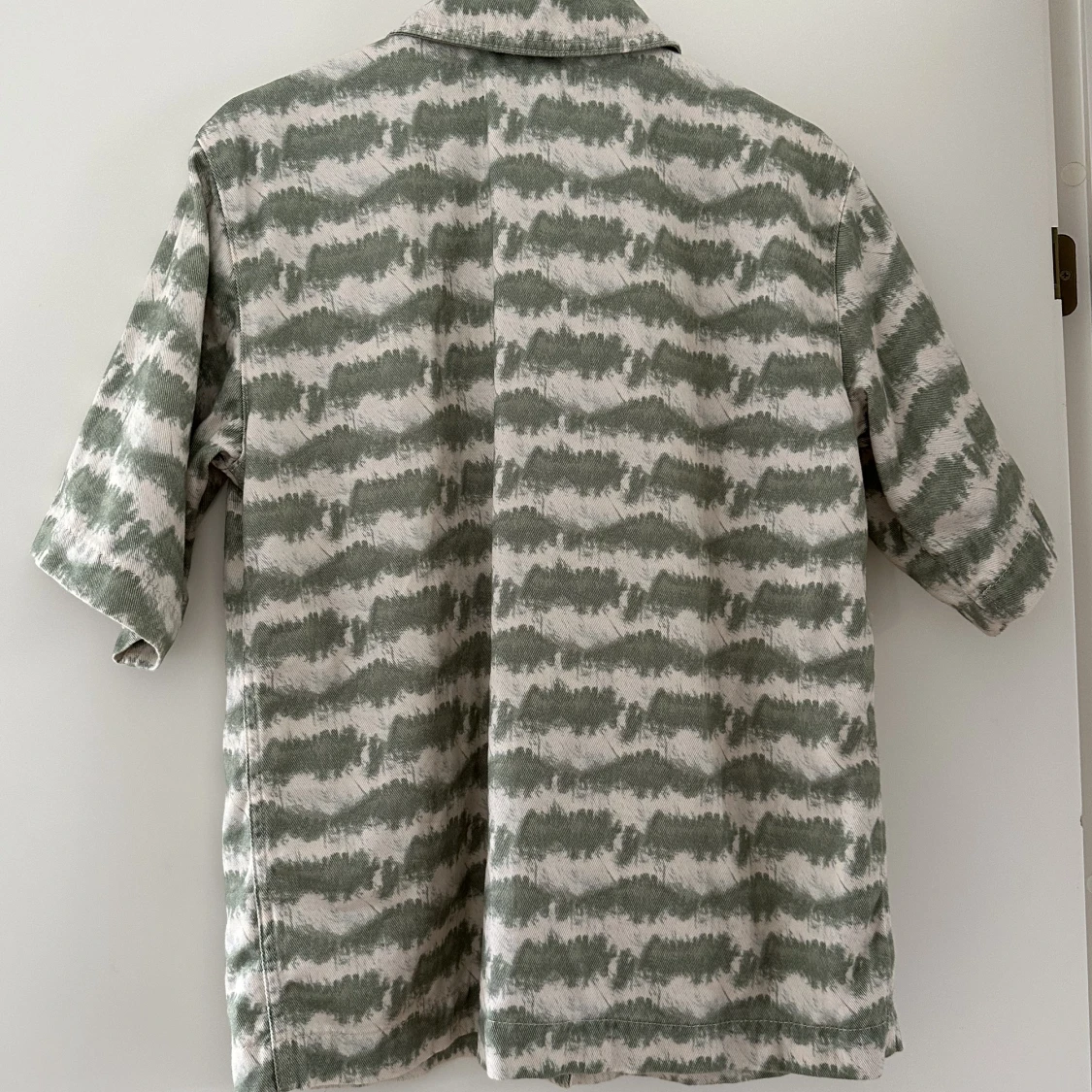 Oversized kortärmad skjorta - 90