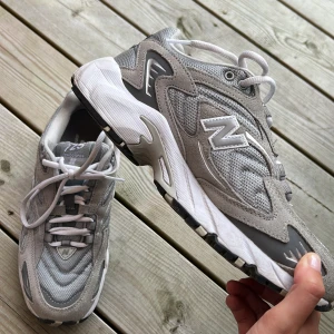 New balance - Typ helt oanvända pga fel storlek:( nypris 1350kr
