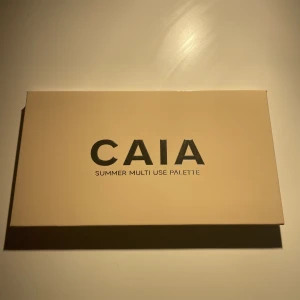 Caia multi use palett  - Helt oanvänd 💕säljs inte längre på caias hemsida!  lägg prisförslag  ( inga skam bud tack ) ny pris 695, har bud på 660 så inget under det tack 🙏🏼💕