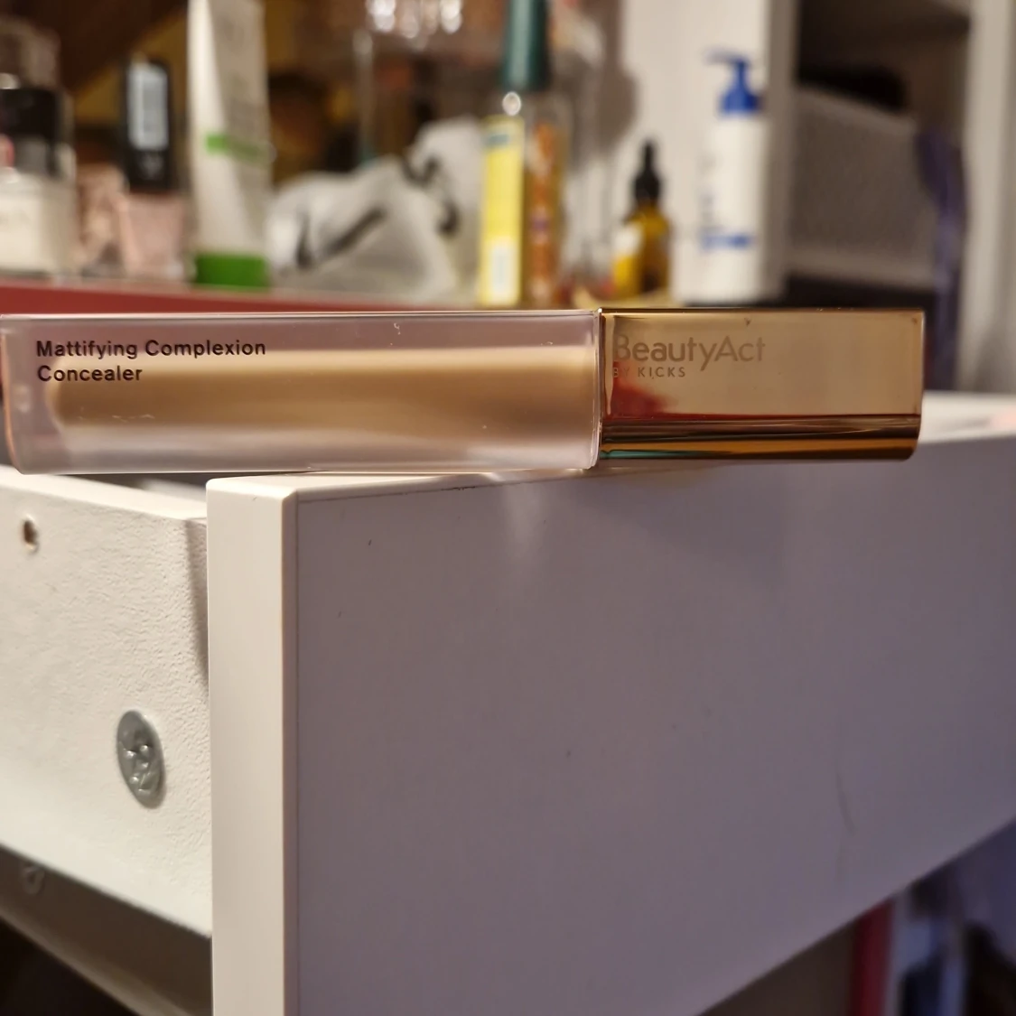 conecealer!! ALDRIG ANVÄNDA