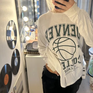 Tröja - Tröja från asos nästan aldrig andvänd