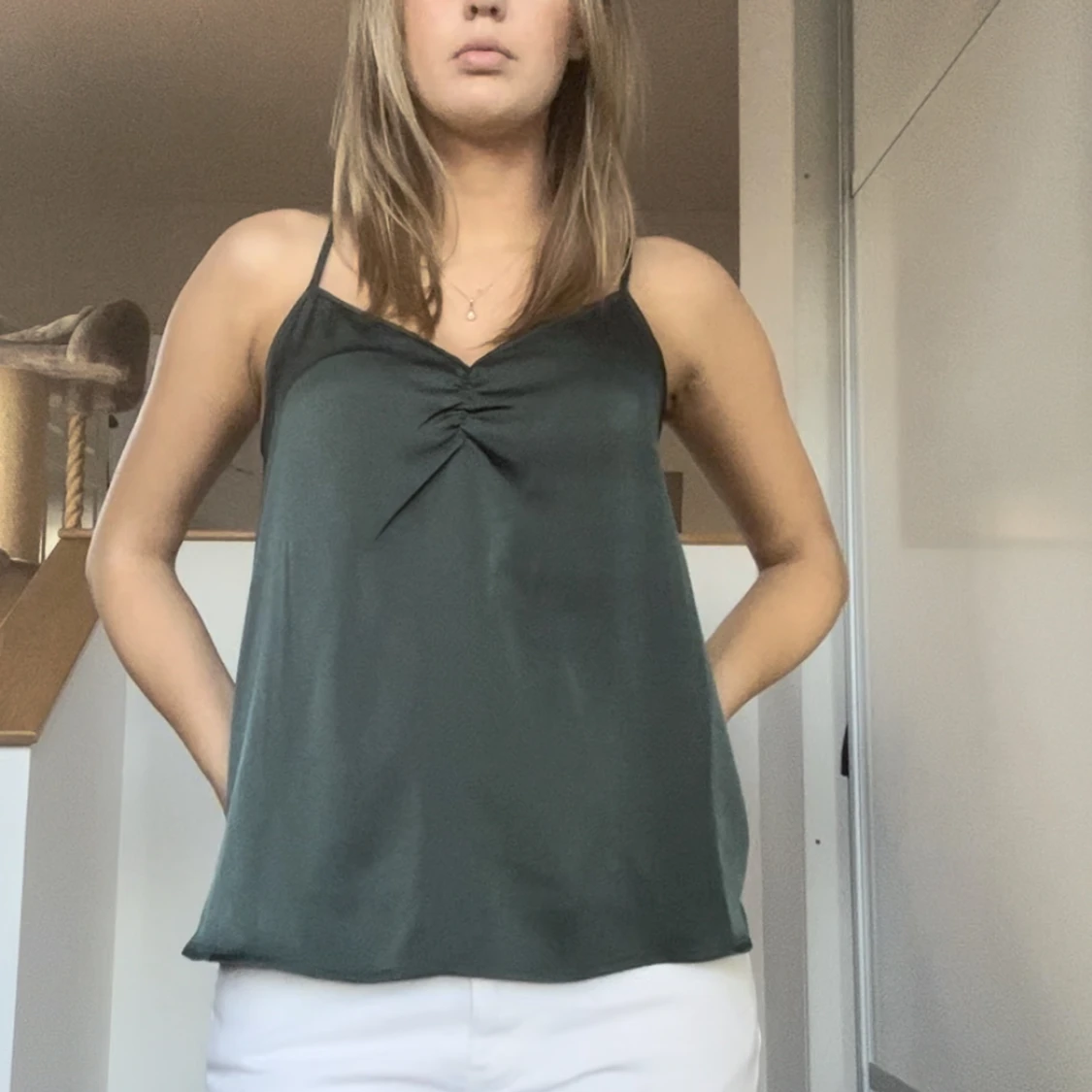 Mörkgrönt linne  - 90