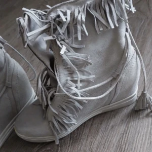 Fransskor  - Jättesnygga fransskor i storlek 37💗 