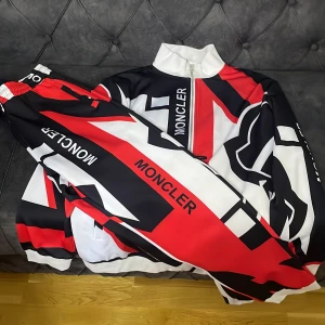 Moncler tracksuit  - Moncler tracksuit 