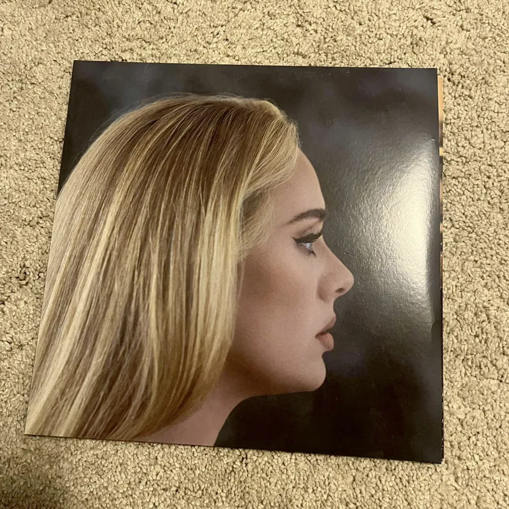 Adele vinyl skiva-30💗. Övrigt.