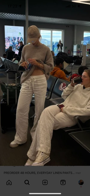 Linnebyxor  - snygga lågmidjade linnebyxor från alobha! Finns i storlek xs och s🥰🥰  XS- SLUT S- SLUT