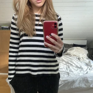 Randig tröja - Randig tröja från Lindex!! 