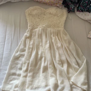 Super fin bandue klänning - Super söt bandue klänning 