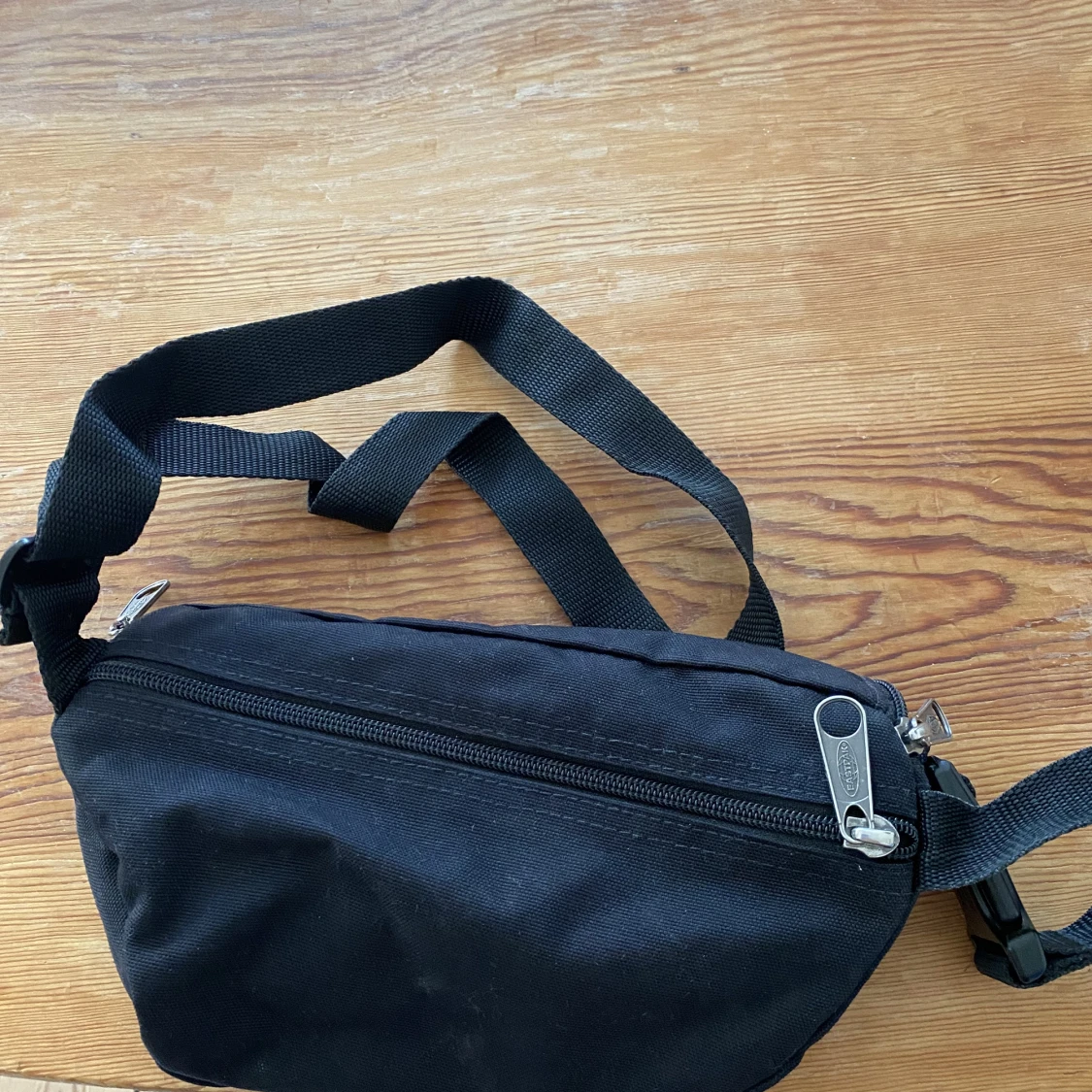 Eastpak midjeväska - 90