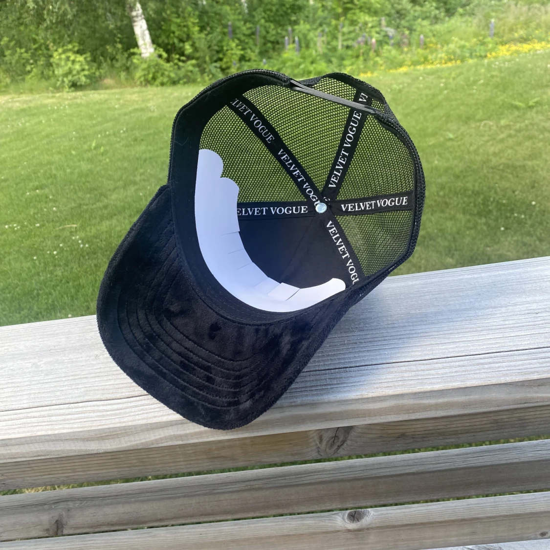 Velvet keps svart - 91