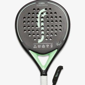 Padelrack - Säljer ett fint padelrack ifrån märket Cobra (köpte racket på hemsidan tengo.se) Köpte det för runt ett och ett halvt år sedan, inte så mycket använt sedan dess. Skriv gärna för mer info och bilder💘