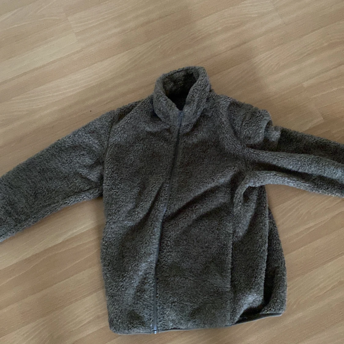 Lurvig Uniqlo tröja