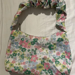 Väska - Handväska från Asos