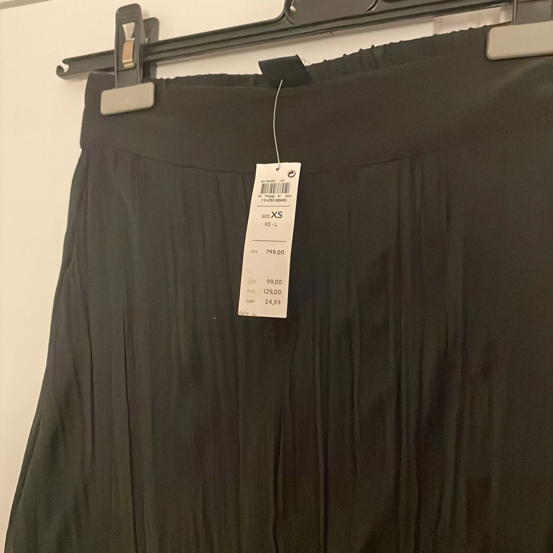 Svart långkjol  - 90