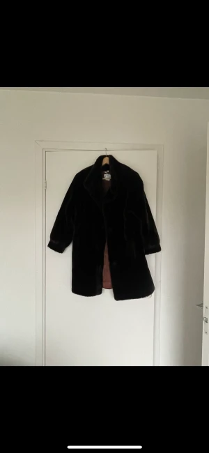 90’s pälsjacka  - Mörkbrun pälsjacka 