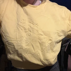 Pusheen tjocktröja - PUSHEEN