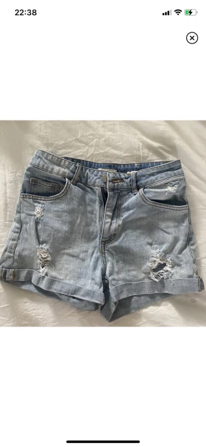 Jeans shorts  - Snygga jeans shorts från hm. 