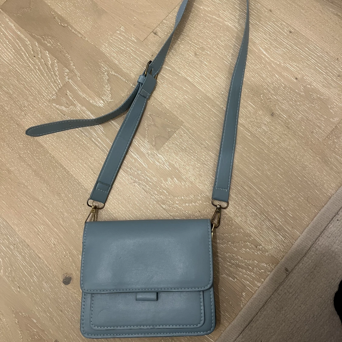 Liten blå väska - 90