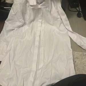 Klänning skjorta  - Den säger L men den ser ut som den är M 