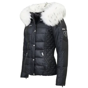 Rockandblue Vinterjacka  - Säljer min fina vinterjacka, endast använd en vinter. Köpt för 4195kr, säljer för 1000, pris kan diskuteras vid snabb affär 🌸 köpt med fake päls, så har bytt pälsen till äkta päls