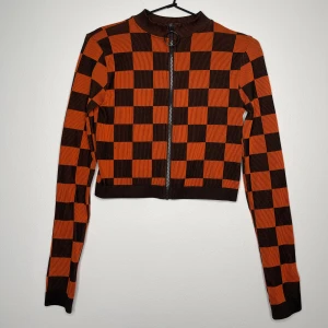 Zara long sleeve crop top  - like a new 