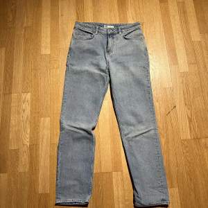 Loose fit jeans från HIS, aldrig använda då de var för stora för mig.  W33L32