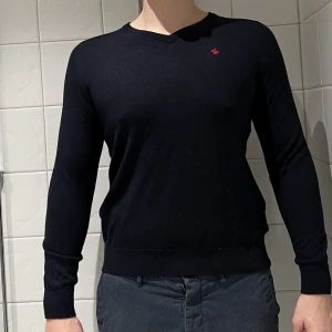 Morris tröja  - Mörkblå Morris tröja i gott skick. 