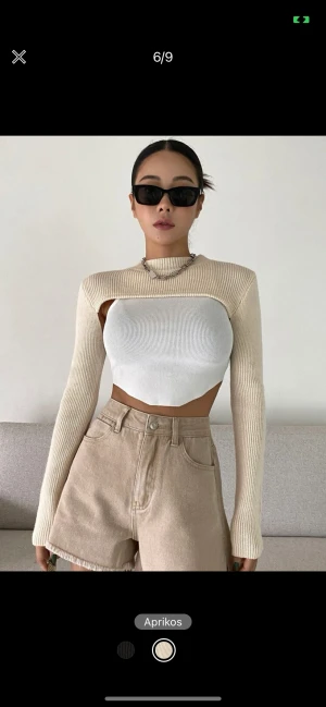 Rib Knit enkel tröja  - Aprikos/beige ”tröja” som sitter superfint på. Den är aldrig använd 
