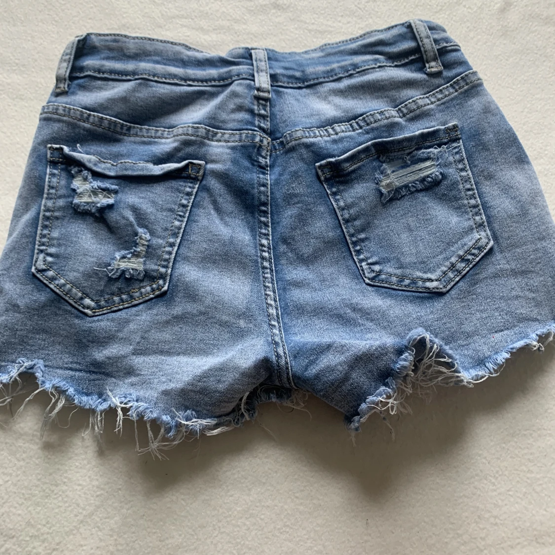 Lågmidjade jeans shorts - 90