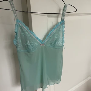 Y2k linne  - Blått genomskinligt linne. Super sött 